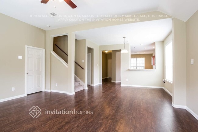 Photo - 13433 Raintree Dr