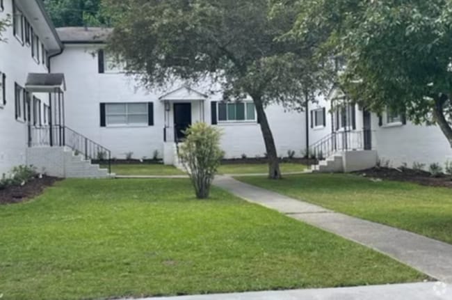 Building Photo - 615 3rd Ave Rental