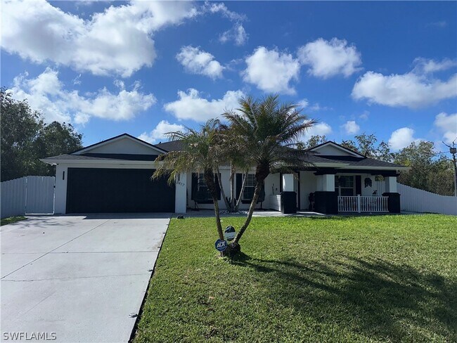 Photo - 3417 31st St W