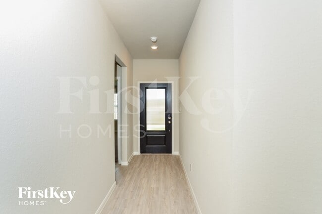 Photo - 15015 Maskette Ave