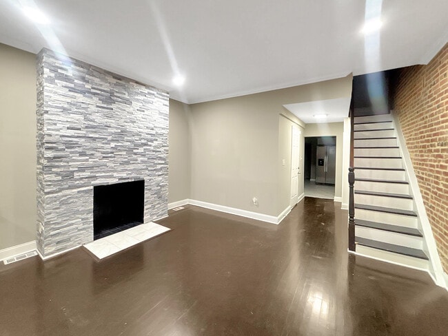 Photo - 1026 W Fayette St