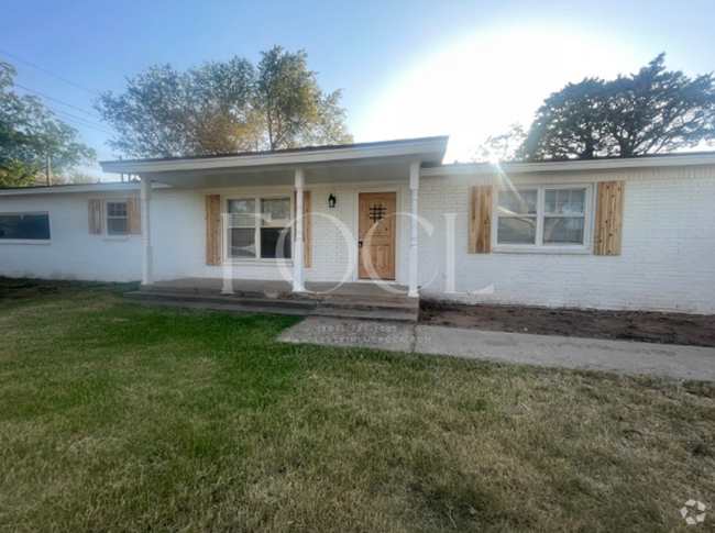 Building Photo - 3 BED 3 BATH NEAR TTU Rental