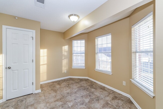 Photo - 1144 Breezy Valley Dr