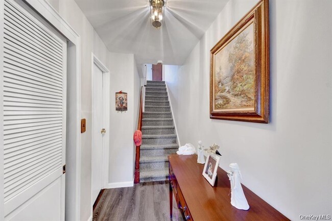 Photo - 561 Logan Ave