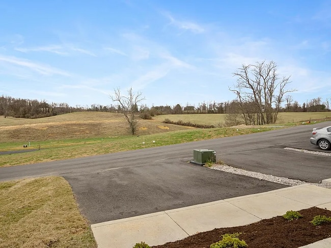 Photo - 2005 Kyles Wy