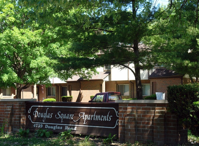 Photo - Douglas Square Apartments II