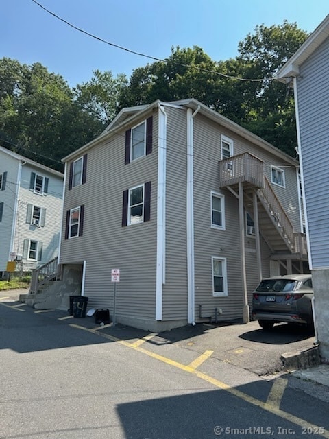 Photo - 47 Gilbert St Unit 1