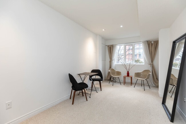 Photo - 16 Natalie Pl