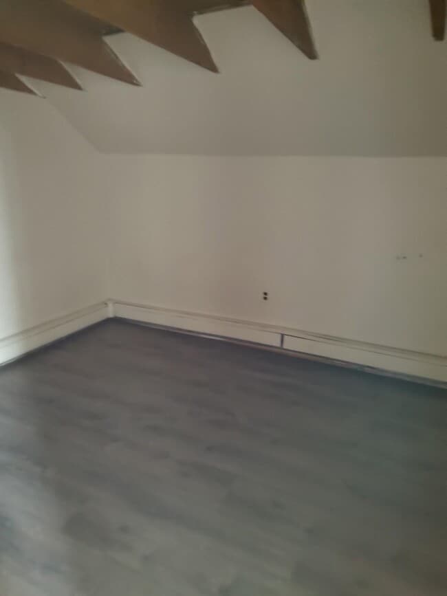 Photo - 2733 Dartmouth College Hwy Unit Apt 6