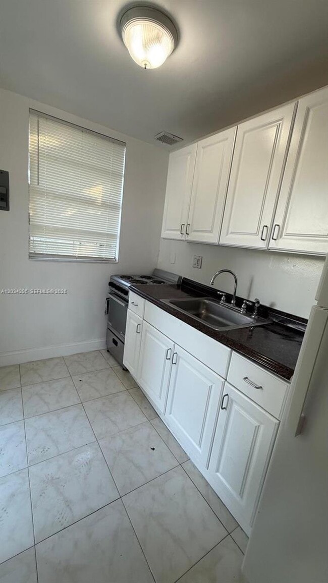 Photo - 2127 Cleveland St Unit REAR