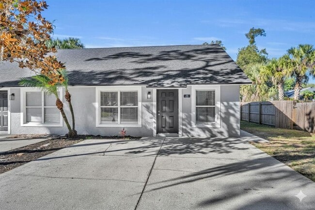 Photo - 782 LINCOLN Pky