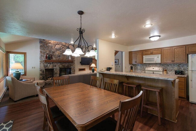 Photo - 1702 Forest Ridge Rd Unidad ID1266010P