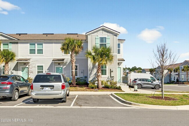 Photo - 125 Elmhurst Ln