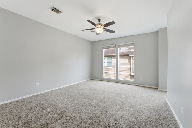 Photo - 1507 Sutton St