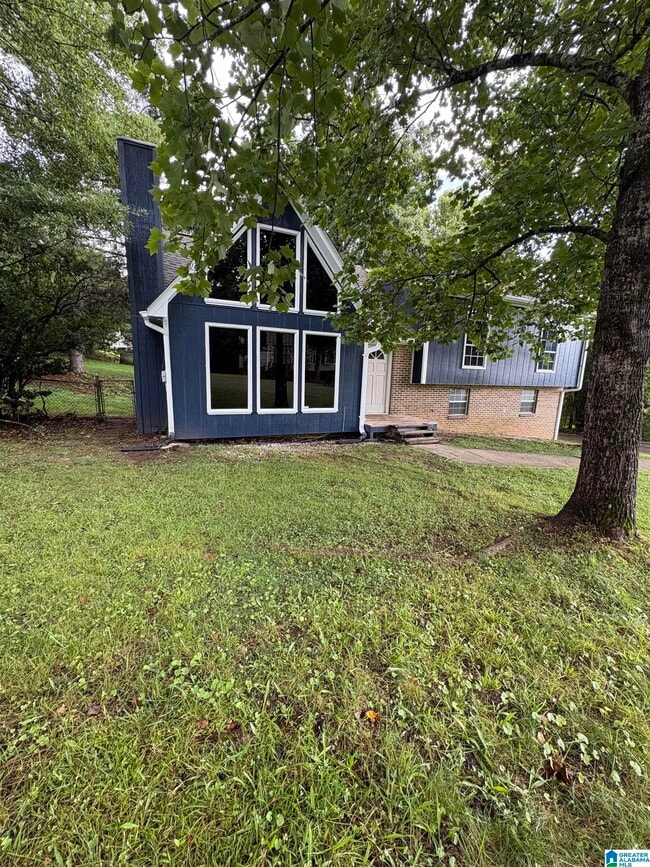 Building Photo - 324 Willow Glen Ct