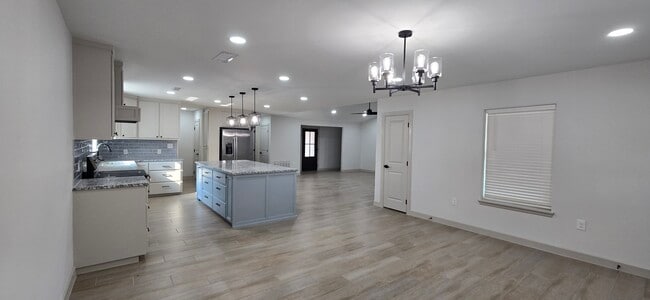 Photo - 3809 Buddy Owens Blvd