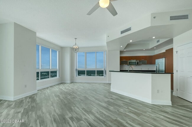 Photo - 241 Riverside Dr Unit 2509
