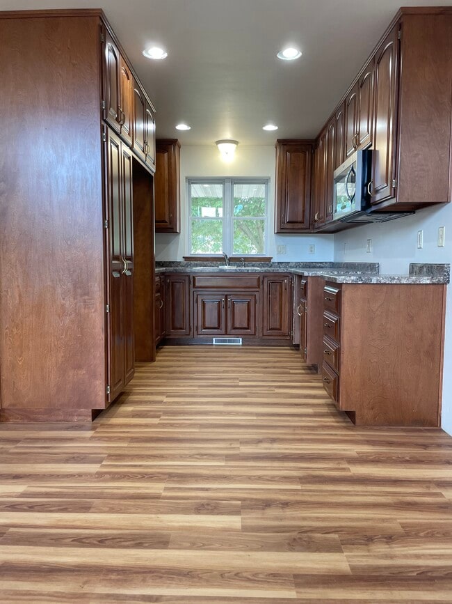 Photo - 2032 River Point Ct