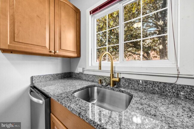Photo - 1615 Mt Eagle Pl