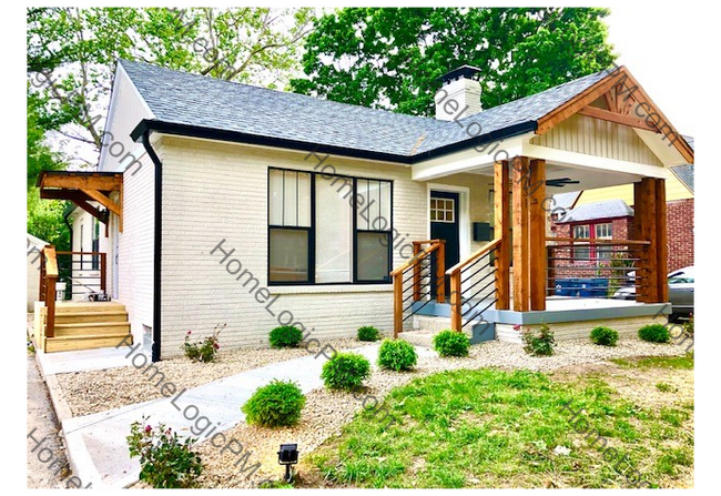 Building Photo - BUTLER UNIVERSITY 4BR/4BA PROFESSIONALLY REMODLELED!! AVAILABLE JUNE 2026!! PERFECT FOR 4 ROOMATES!