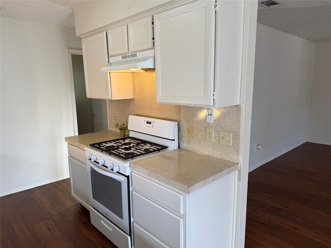 Photo - 10308 Little Pebble Dr