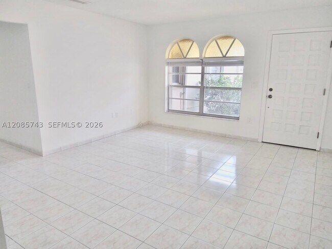 Photo - 3304 SW 23rd St Unit 0