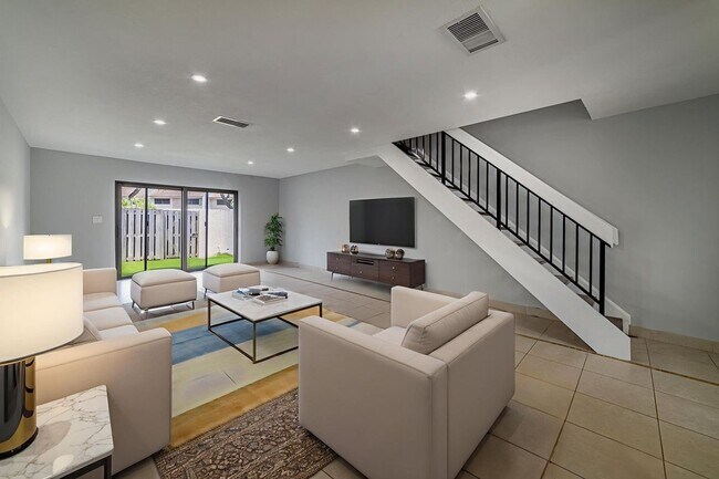 Photo - 2720 S Oakland Forest Dr