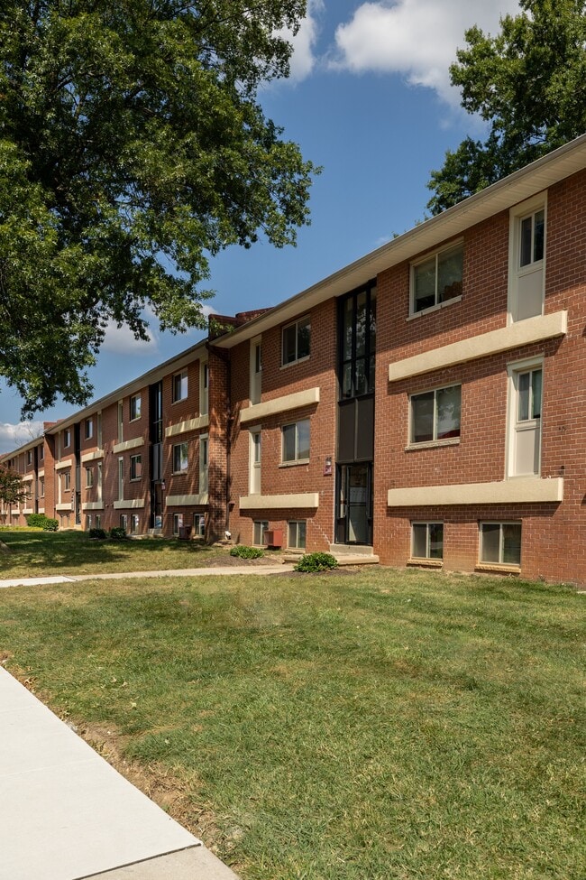 Photo - Winston Apartments