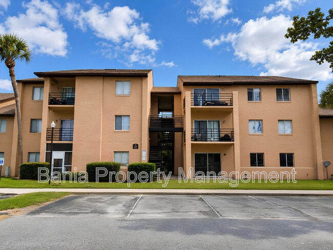 Building Photo - 5214 Via Hacienda Cir Unit A308