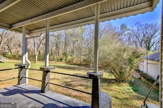 Photo - 239 Boulevard