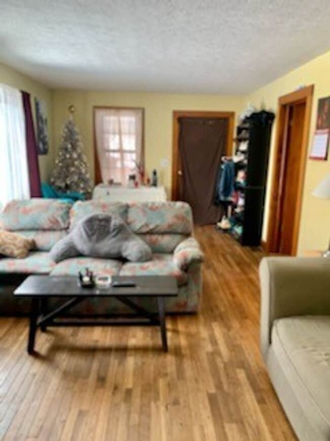Photo - 1123 N Madison St