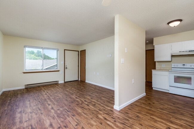 Building Photo - Orange Blossom Apartments Unit 06