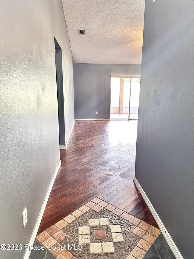 Photo - 6470 Ailes Ave