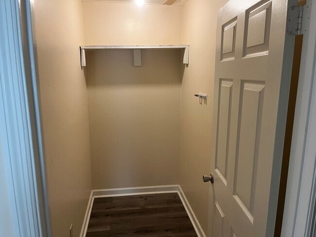 Photo - 411 Cattleman Dr NE