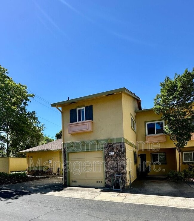 Building Photo - 43175 Washington Common