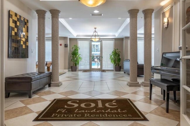 Photo - 533 NE 3rd Ave