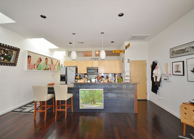 Main espacio y loft entrada - 508 E 53rd St Unidad 201