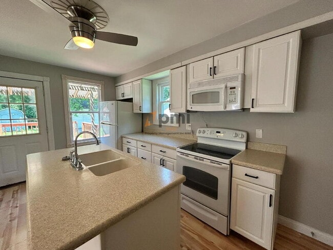 Photo - 257 S 20th St