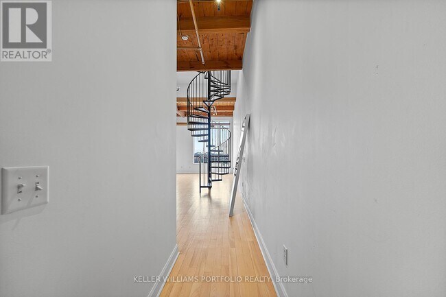 Photo - 993 Queen St W Unit PH21