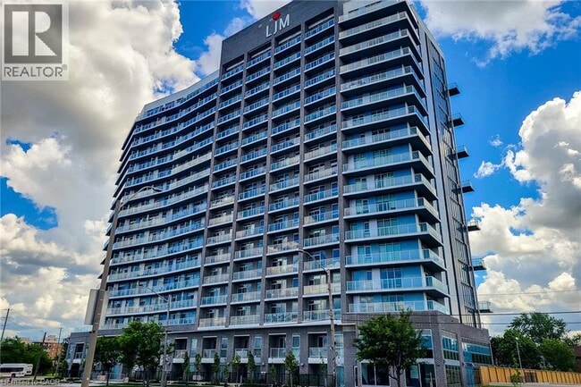Photo - 2782 Barton St E Unit 220
