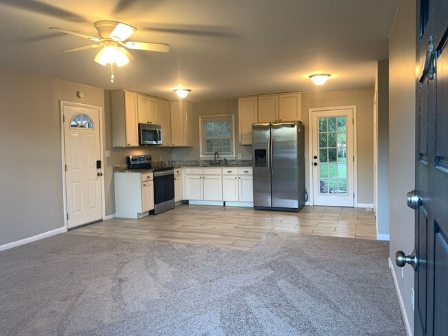 Photo - Pretty Renovated Rent Ready Ranch Near I-4...