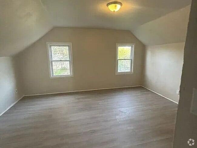 Building Photo - Bryce beautiful home