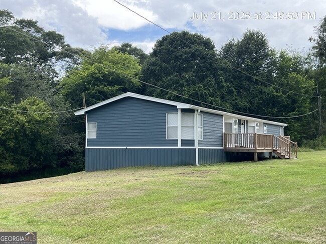 Photo - 824 City Pond Rd