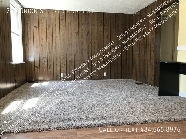 Photo - 725 Union St Unidad 725 Union St