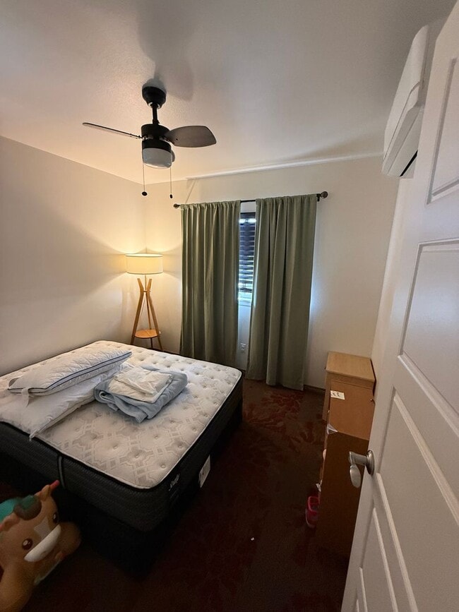 Photo - Spacious 4 Bedroom, 2.5 Bath Pet Friendly, Single Family Home.