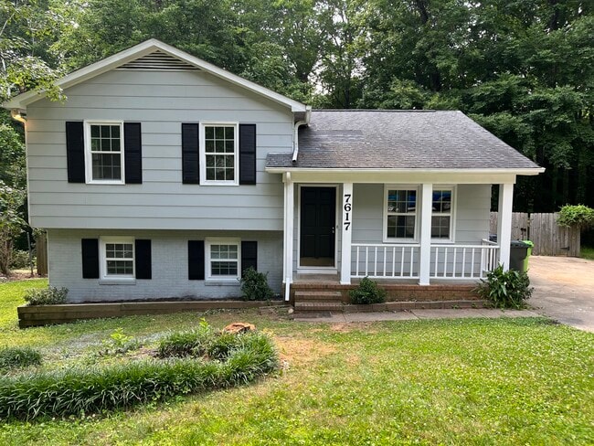 Building Photo - 7617 Summerglen Dr
