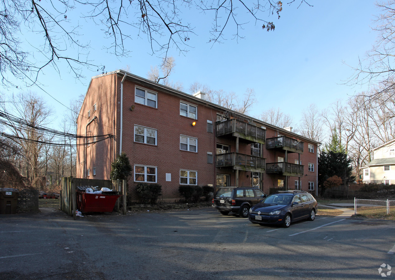 Photo - 7216 Flower Ave Apartments