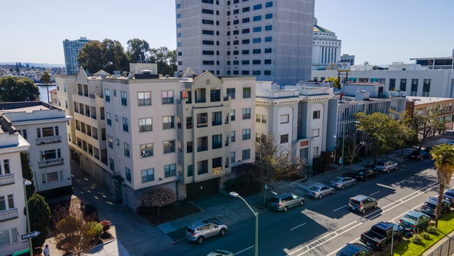 Photo - Lake Park Terrace Apartments