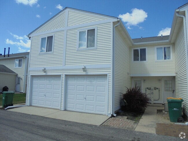 Building Photo - 441 Meadow Green Ln Rental