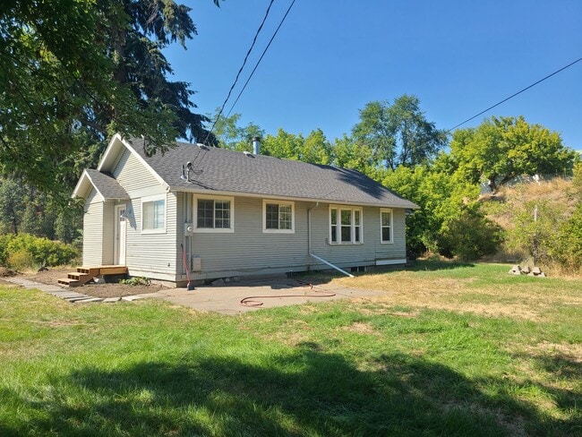 Photo - $1,650 - 2 Bed / 1 Bath Spacious House in Latah Valley Neighborhood